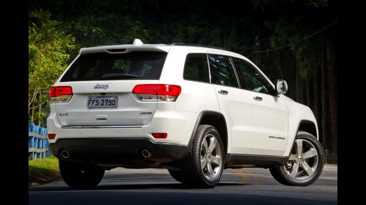 Recall: Grand Cherokee e Chrysler 300C são chamados por problema no câmbio