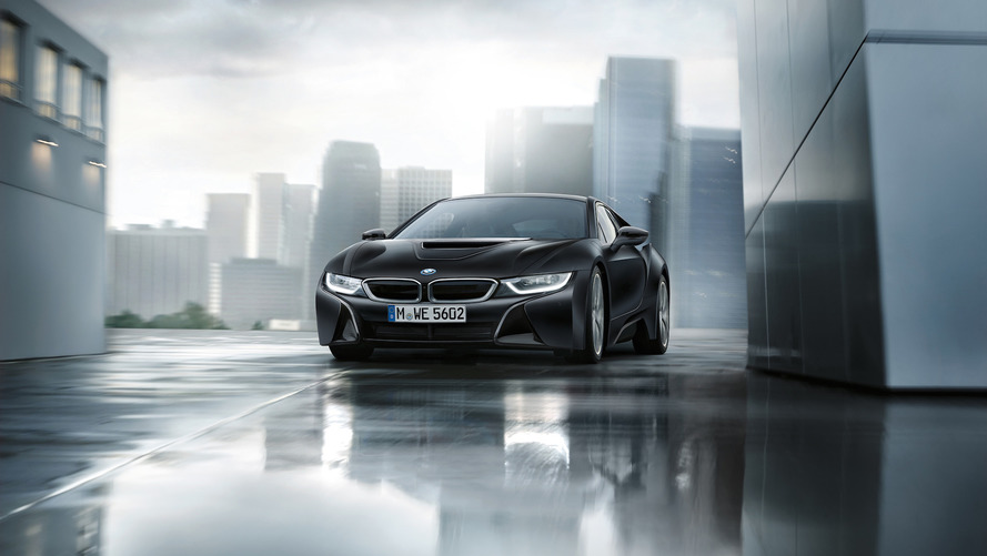 BMW i8 Protonic Frozen Black ve Yellow