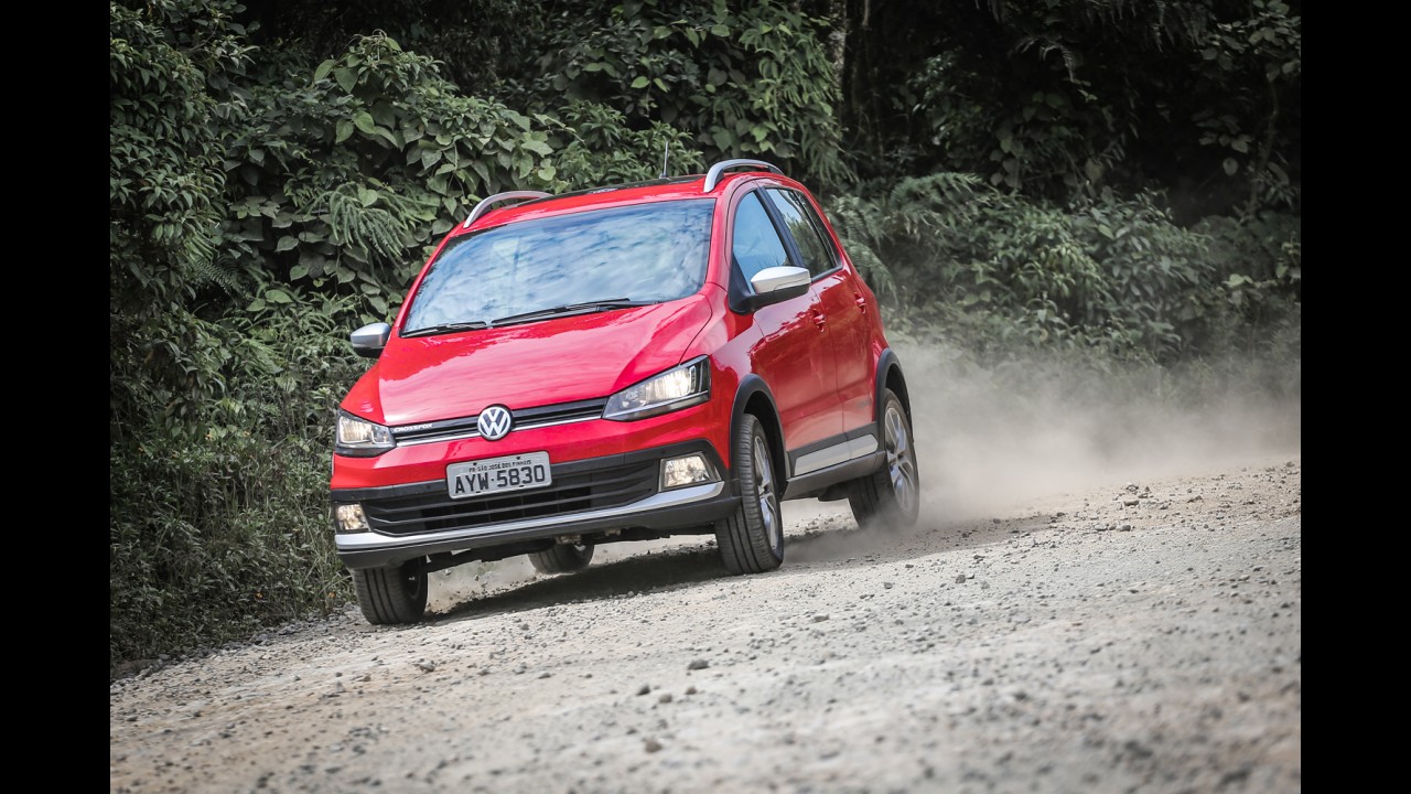 Teste CARPLACE: VW CrossFox nunca foi tão refinado - e tão caro!
