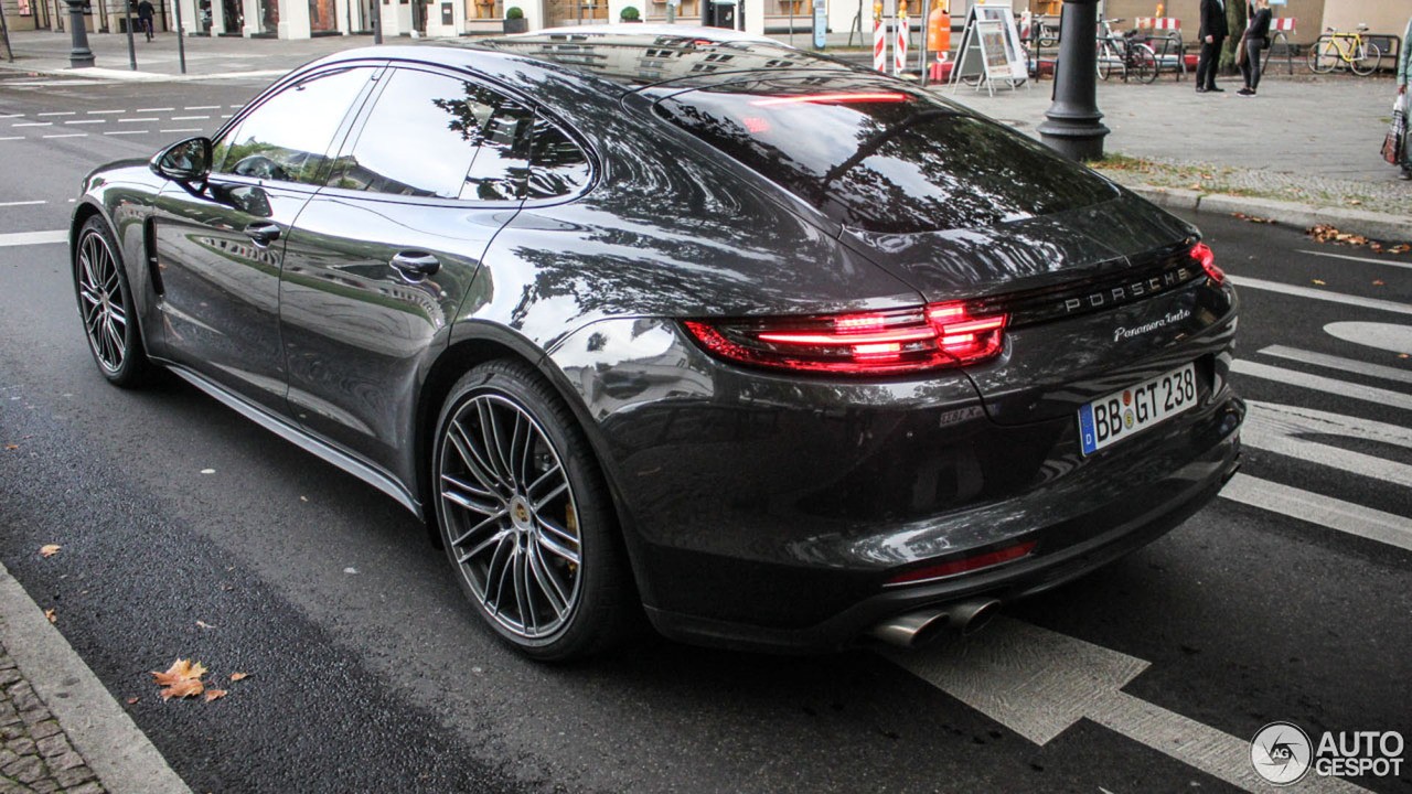 Ao vivo: Porsche Panamera 2017 já passeia limpinho pelas ruas de Berlim