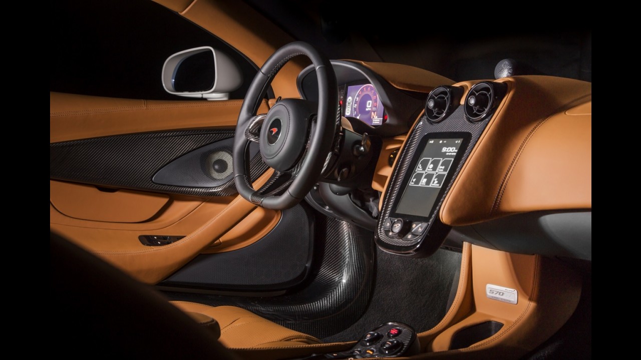 Conceito da McLaren exclusivo para Pebble Beach tem até ouro no escape