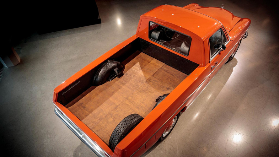 1972 Mercedes-Benz 220D Pickup
