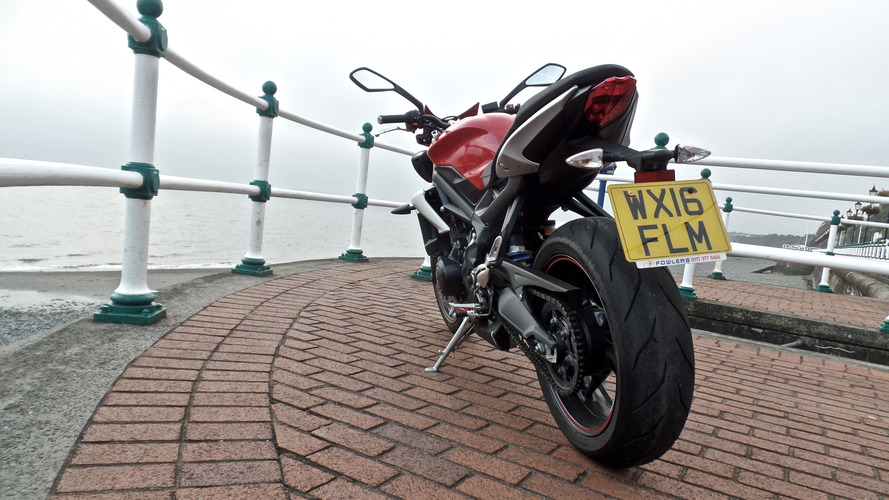 2016 Triumph Street Triple review