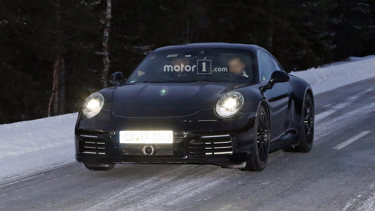 2019 Porsche 911 spy photo