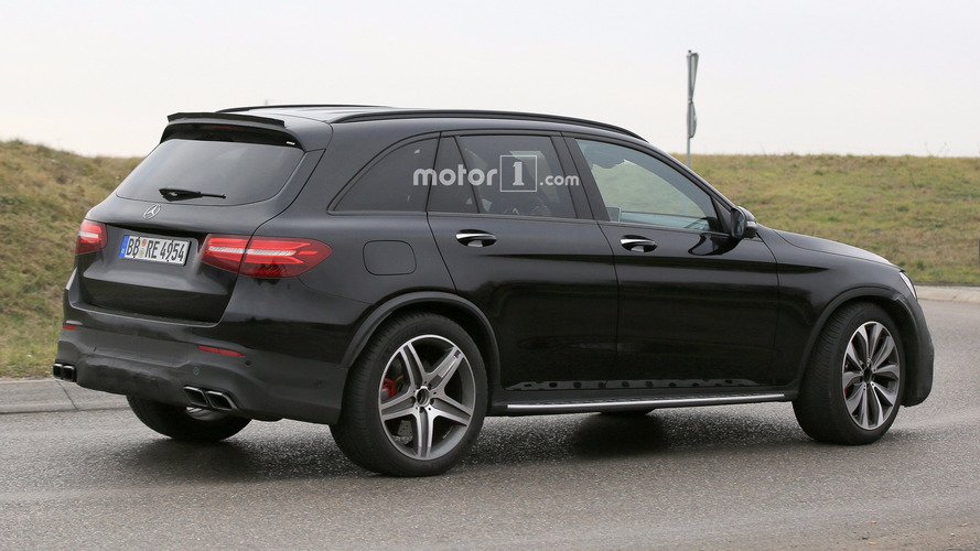 Mercedes-AMG GLC63 casus fotoğrafları