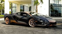 Lamborghini Sian FKP 37 Brown Pengiriman Tiga Perempat