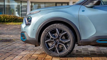 Nuova Citroen C4 elettrica