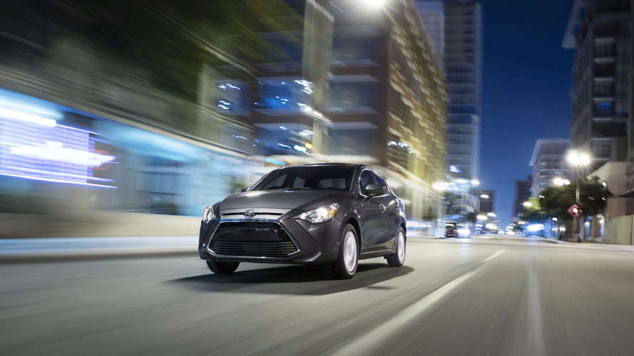 2017-toyota-yaris-iA