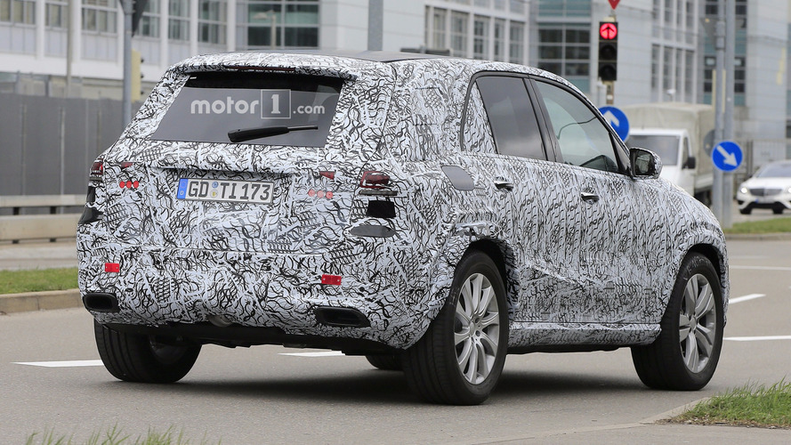 2019 Mercedes GLE spy photo