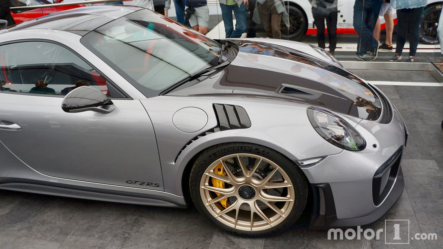 Porsche 911 GT2 RS Goodwood 2017