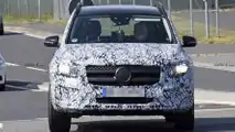 Mercedes GLB spy photo