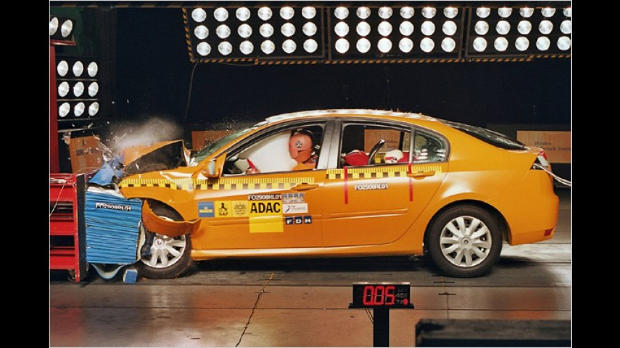 ADAC-Crashtest: Bei hohem Tempo nützen Airbags nichts