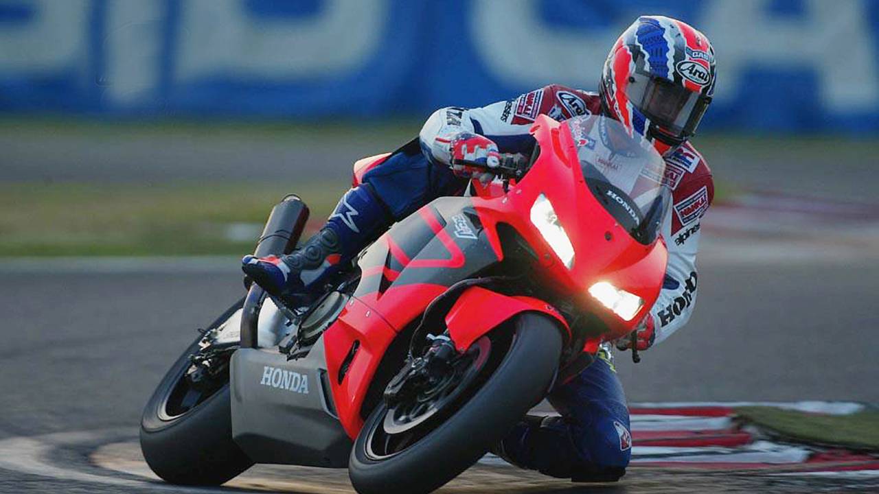 Honda CEO talks CBR500, MotoGP-replica