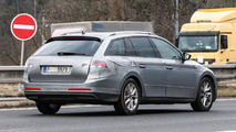 2015 Skoda Superb Combi spy photo