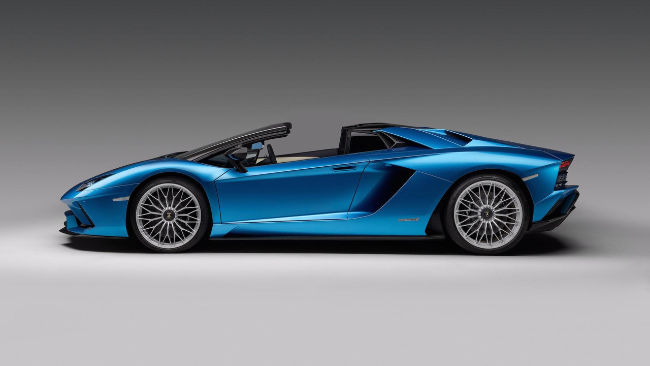 2018 Lamborghini Aventador S Roadster