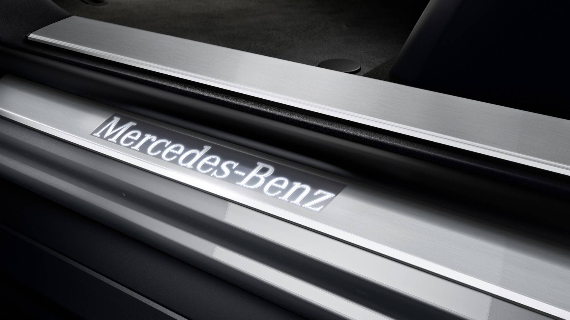 Bling Out Your Mercedes With The Amg Door Led Projector