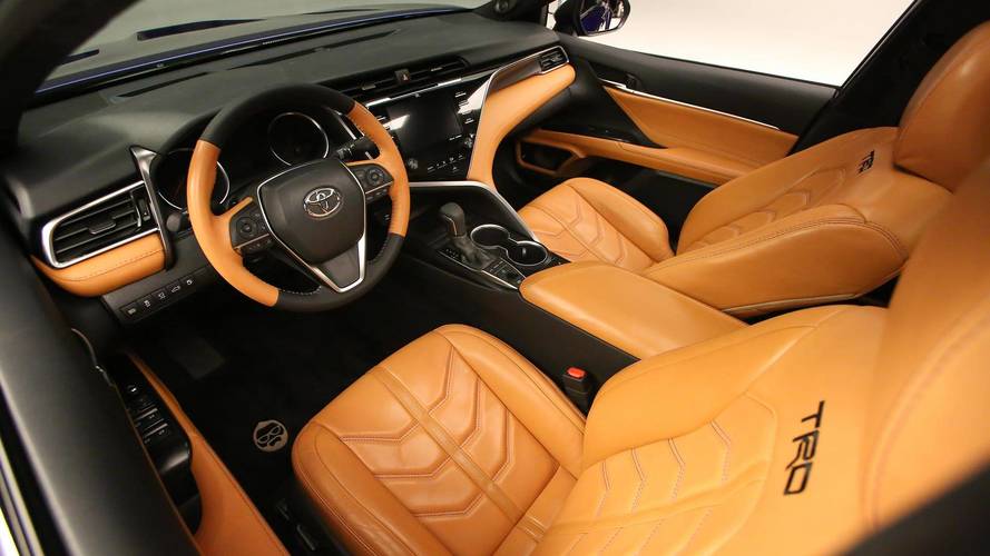 2018 Toyota Camry Rutledge Wood