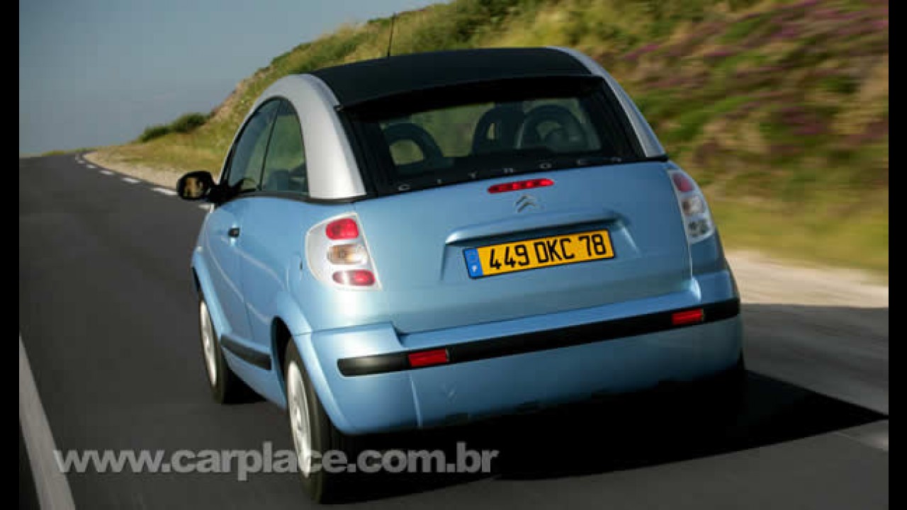 Leitor flagra Citroën C3 Conversível europeu em rodovia de São Paulo