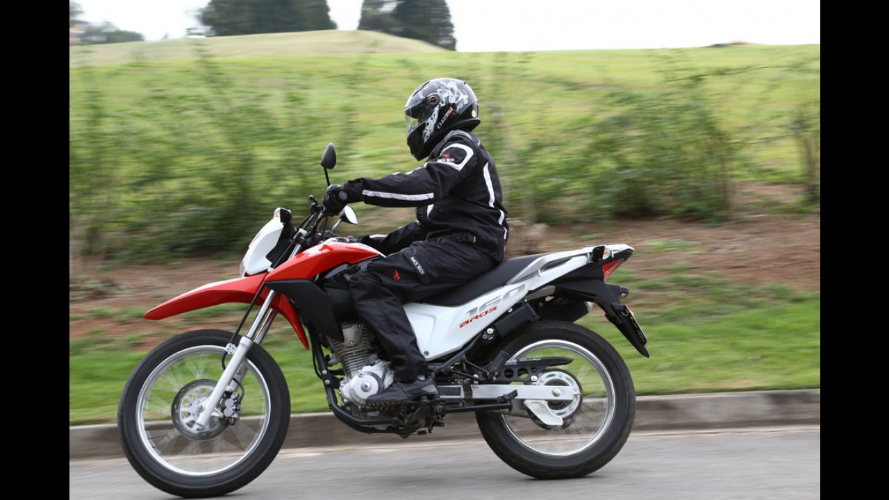 Volta Rápida: nova Honda NXR 160 Bros chega com mais fôlego