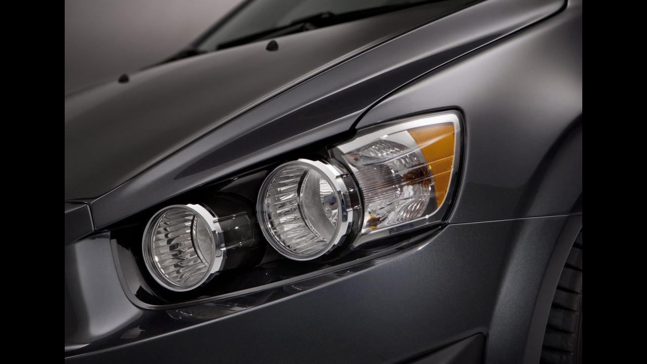 Detroit: Chevrolet Sonic Sedan 2012