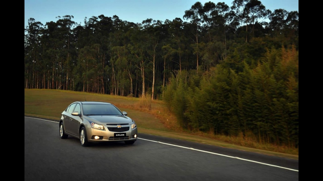 Chevrolet lança oficialmente o novo Cruze no Brasil - Confira os itens das versões e preços