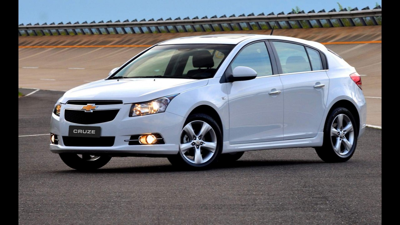 Hatches médios: Focus passa Cruze Hatch e Golf é o “melhor do resto”