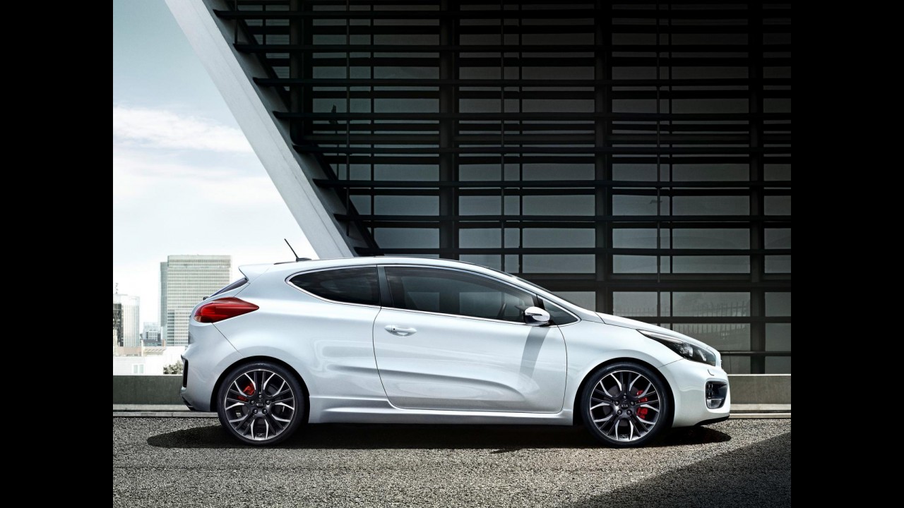 Oficial: Kia revela o apimentado pro_cee'd GT 2013 com motor 1.6 turbo de 204 cv