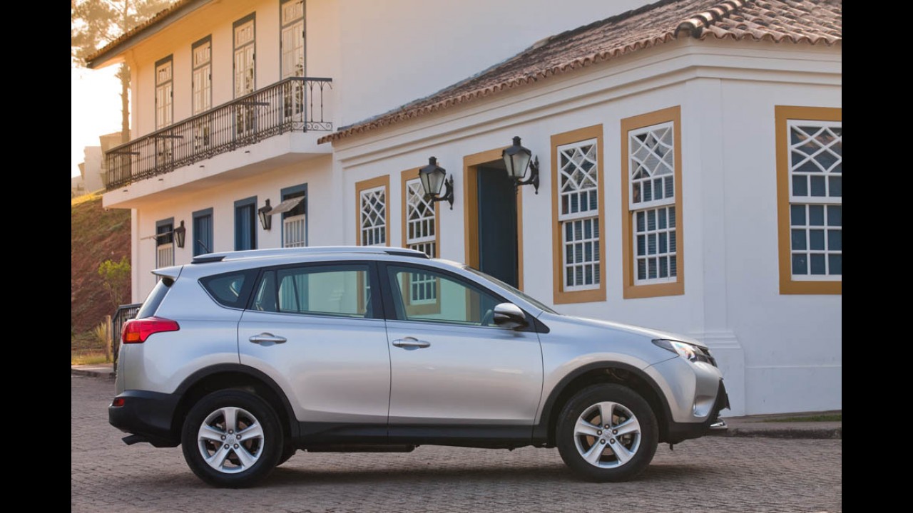 Volta Rápida: novo RAV4 inaugura era "arrojada" da Toyota no Brasil