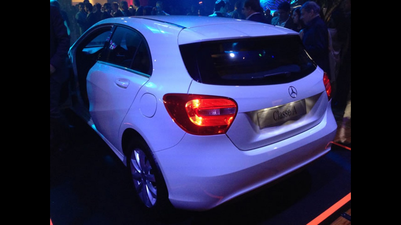 Novo Mercedes Classe A é apresentado no Brasil - hatch chega em março na faixa dos R$ 100 mil