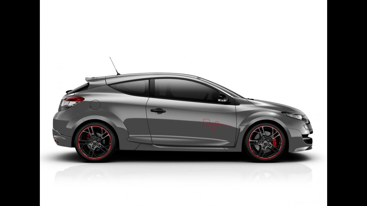 Renault Mégane RS Trophy 2012: série limitada em 500 unidades tem 265 cavalos