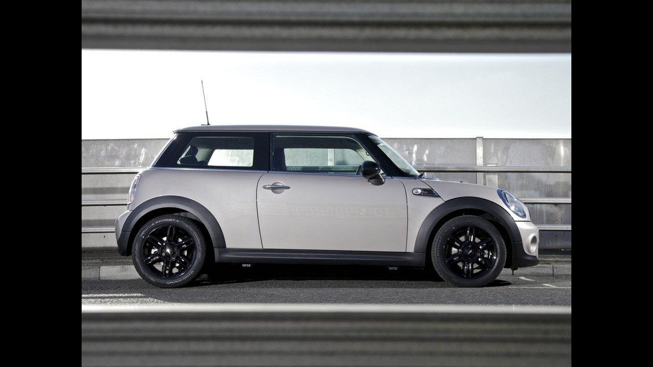 Série 1 e Mini em versões sedã: a BMW arma sua resposta