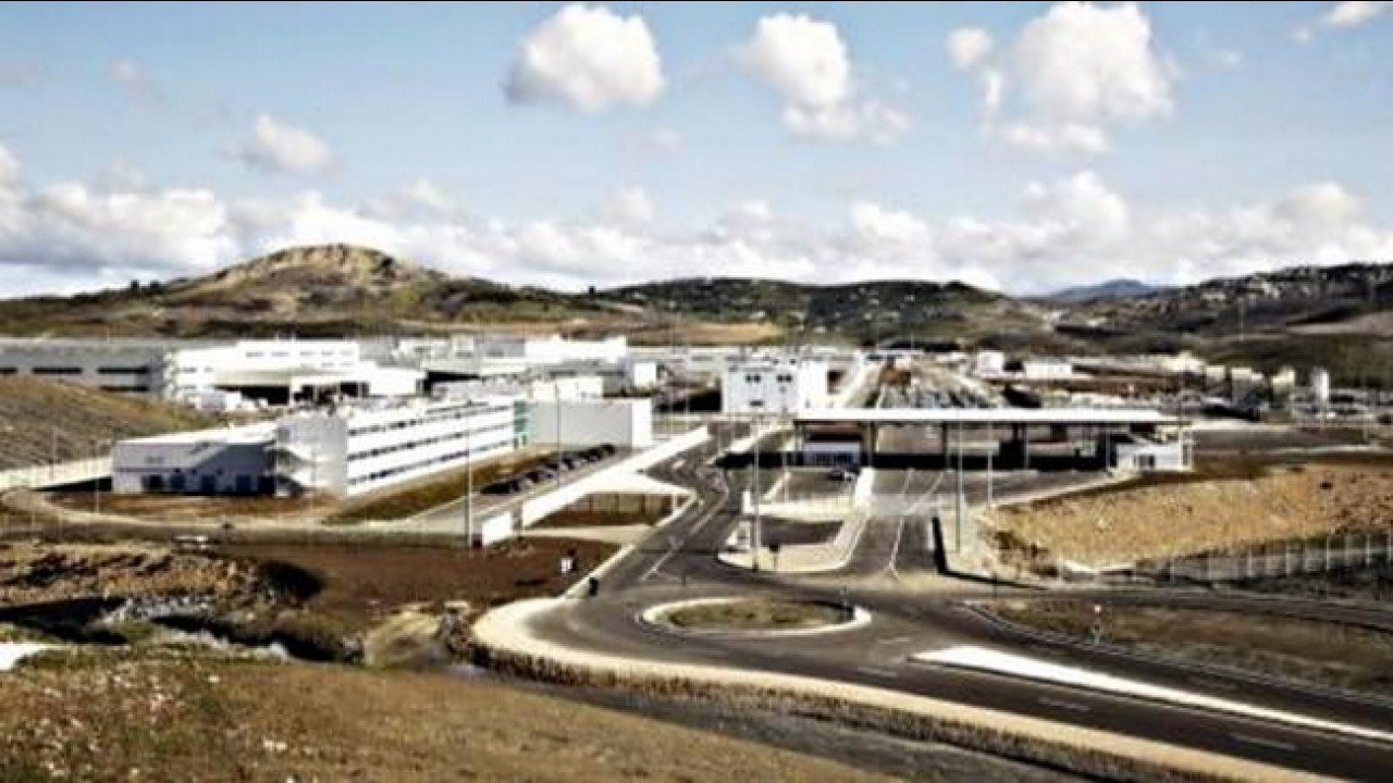 Renault voltará a ter fábrica na Argélia - Unidade vai produzir versão local do novo Symbol