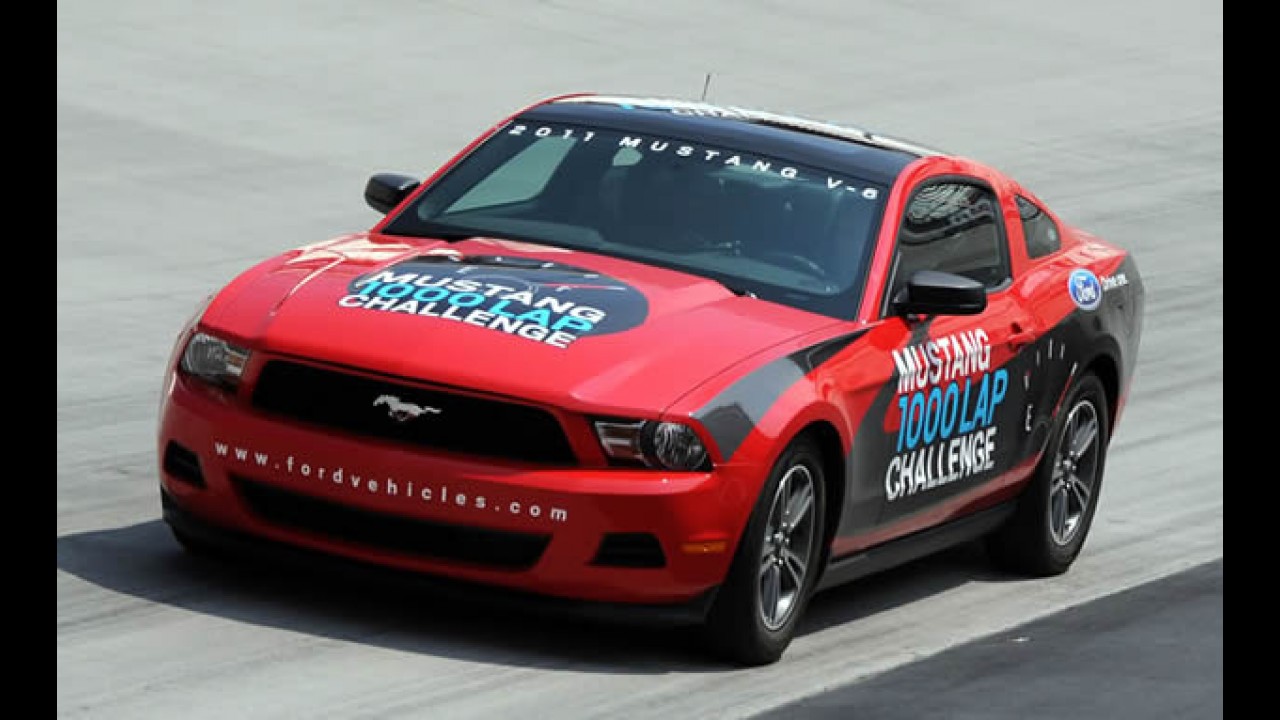 Ford Mustang V6 de 305 cv obteve consumo de 20,6km/litro em teste