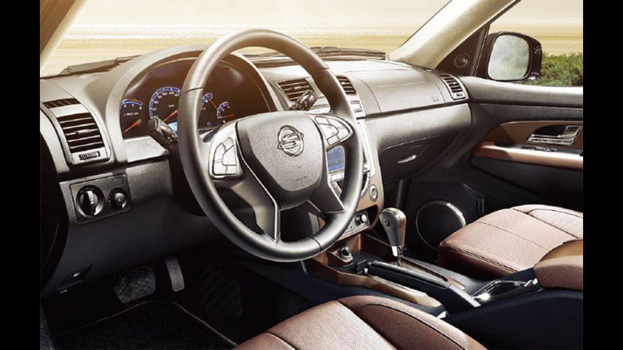 SsangYong mostra SUV Rexton reestilizado na Coreia do Sul