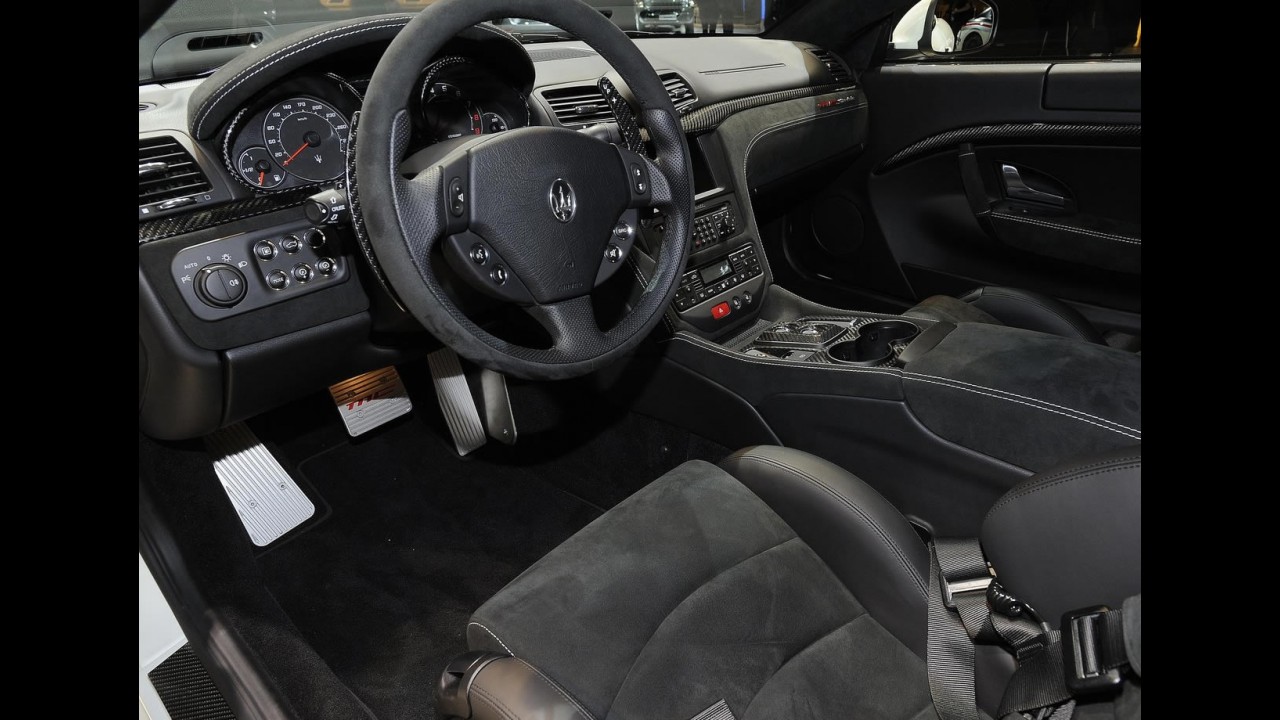 Maserati GranTurismo MC Stradale chega oficialmente por R$ 920.000