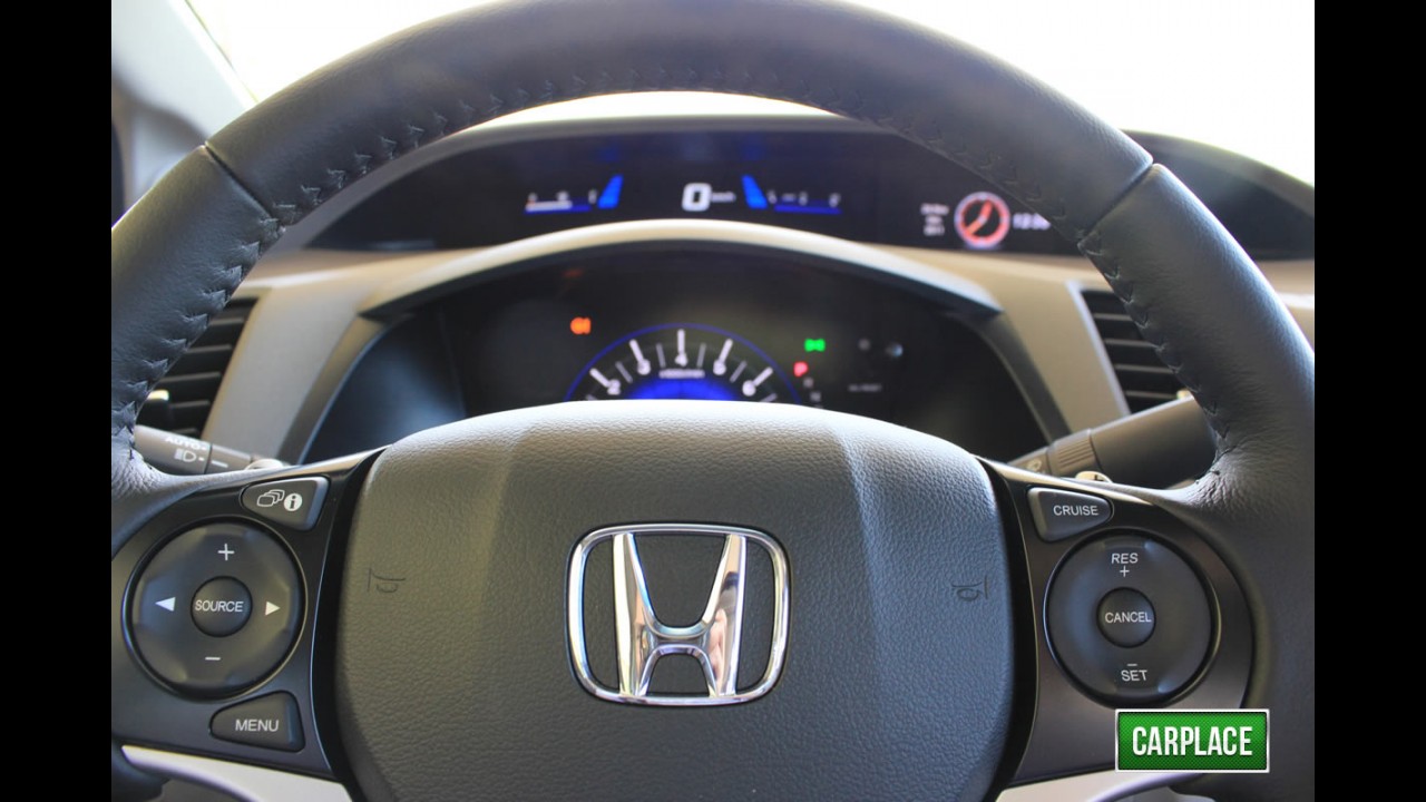 Novo Honda Civic 2012 é lançado no Brasil - Sedan muda visual e evolui em tecnologia