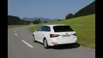 Nuova Skoda Superb Wagon