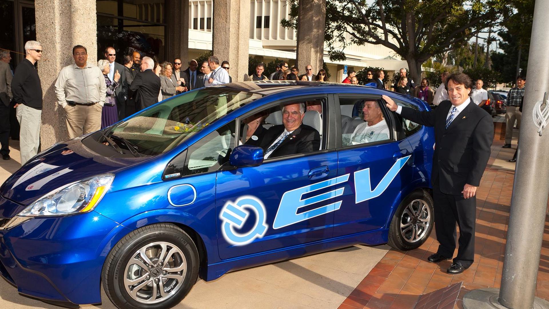 2013 Honda Fit EV deliveries begin in Torrance 2013 Honda Fit EV deliveries begin in Torrance