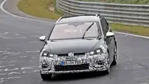 VW Golf R Variant facelift spy photo
