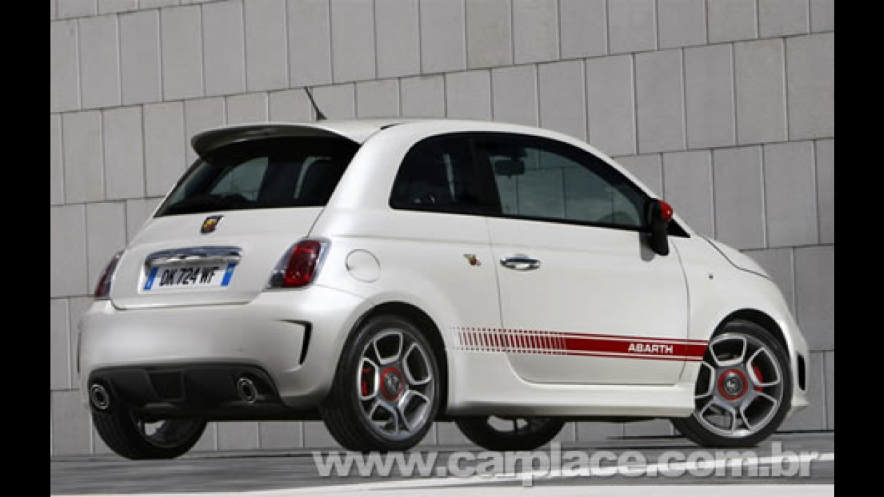 Fiat 500 ganha versão Abarth Opening Edition em seu primeiro aniversário