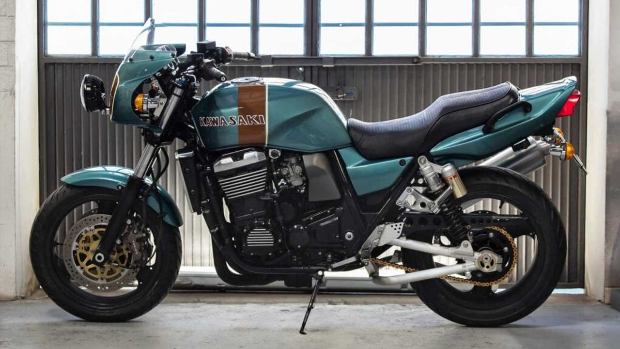 Custom Kawasaki ZRX1100 by MR Martini Side Profile