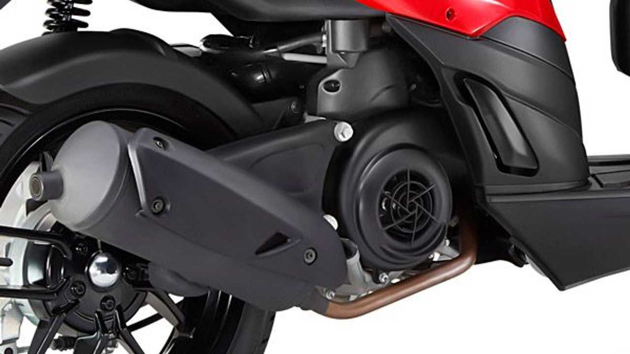2020 Aprilia SR160 - Exhaust