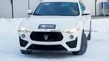 2021 Maserati Levante Trofeo spia Fotos