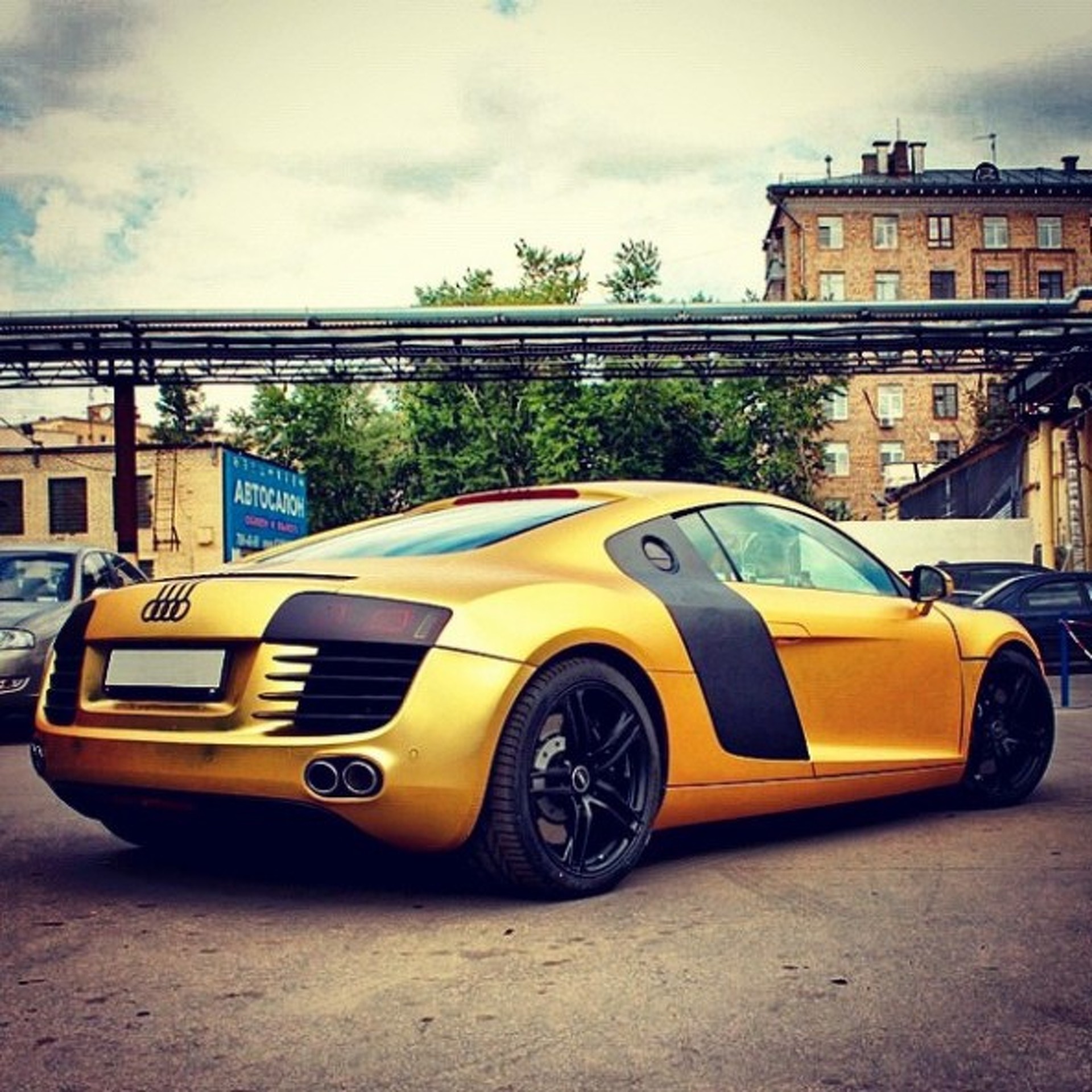 The 10 Most Drool-tastic Instagram Photos of #Boldride