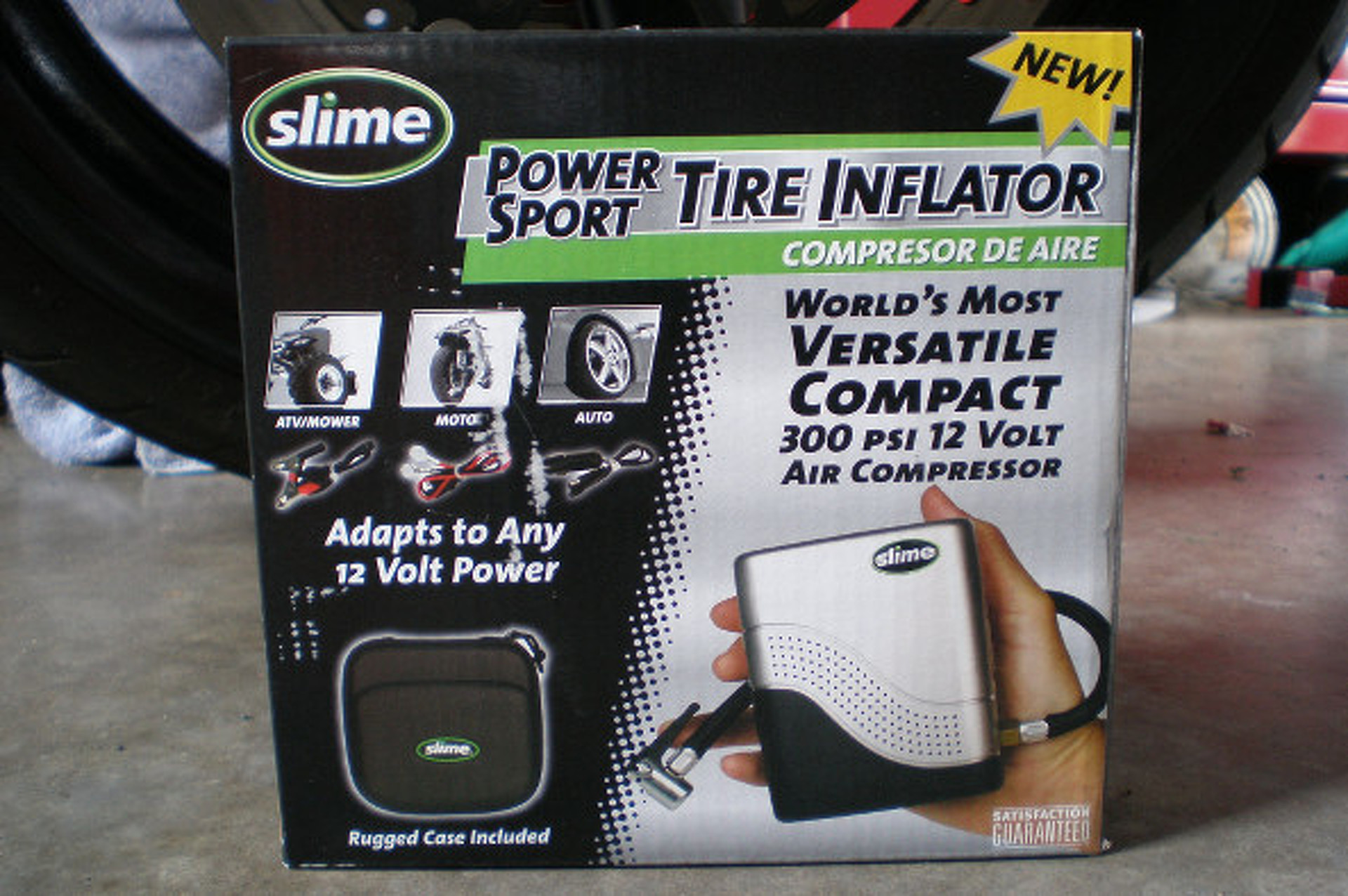 10 Great Auto-Centric Stocking Stuffers