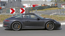 2017 Porsche 911 Targa GTS spy photo