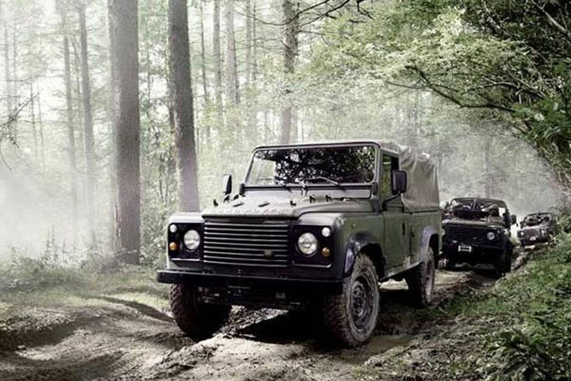 US Customs is Cracking Down on Imported Land Rovers