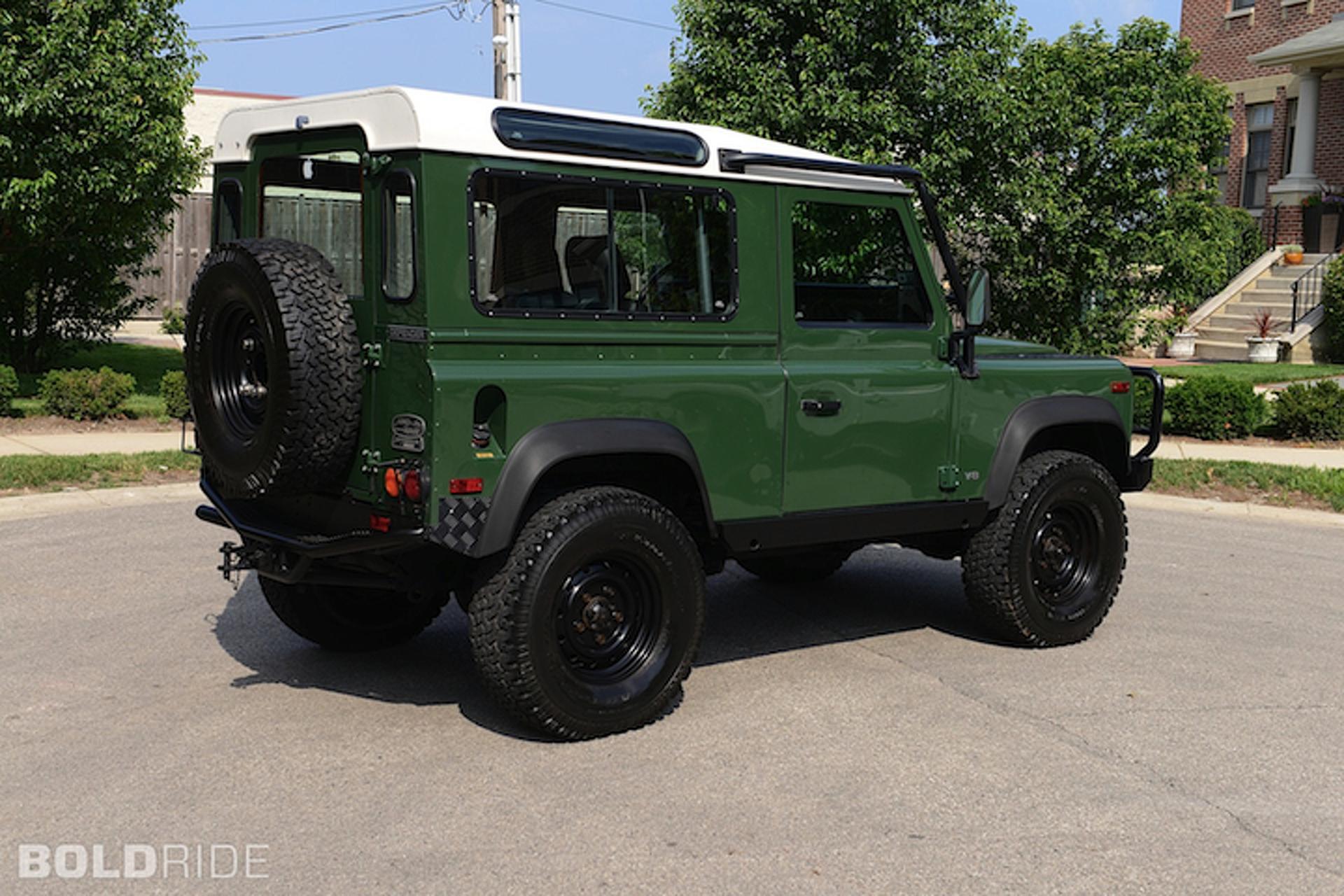 Your Ride: 1995 Land Rover Defender D90