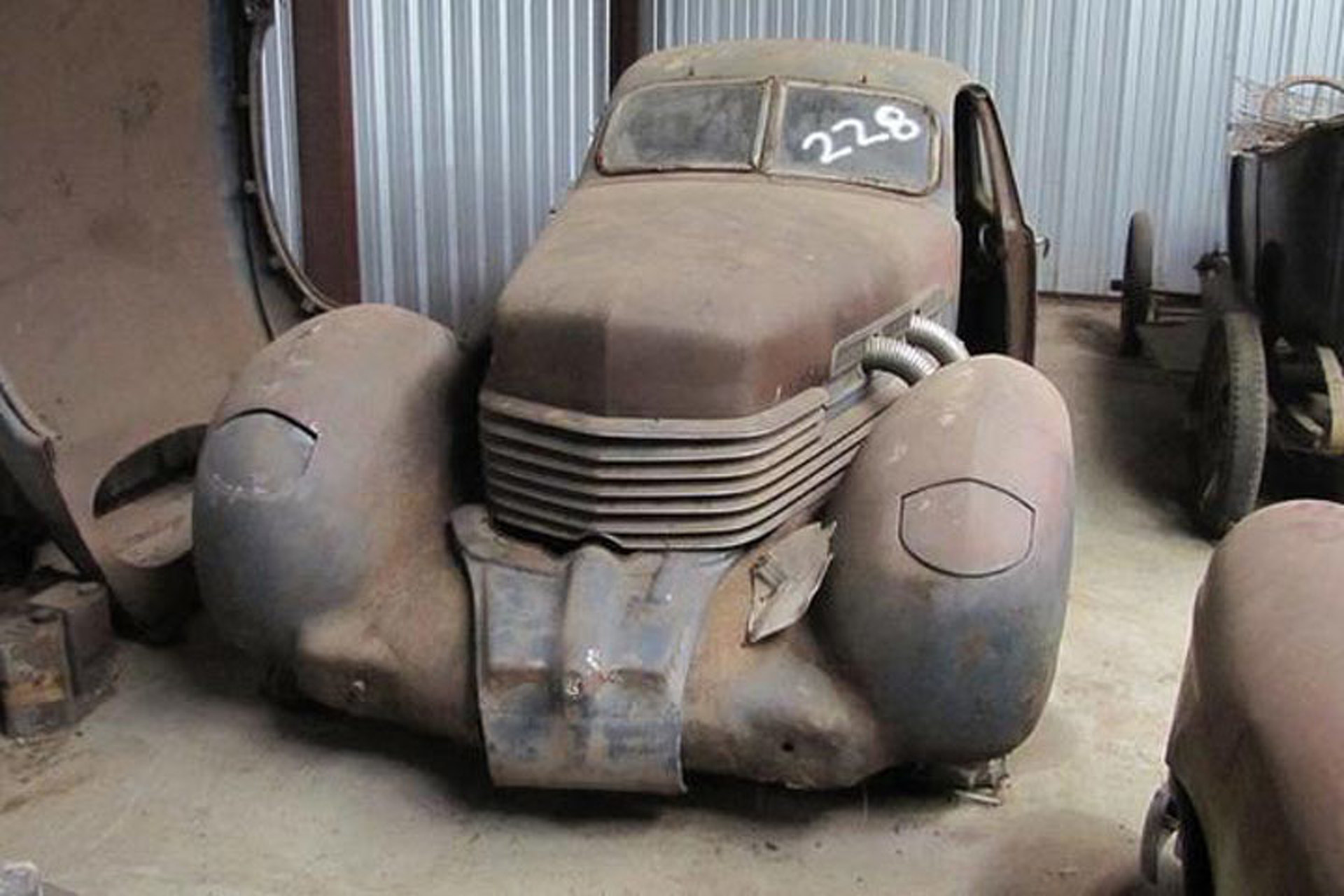 Oldies But Goodies: 220 Pre-war Cars Up For Auction