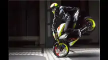 Stunt-Motorrad mit Samba im Blut